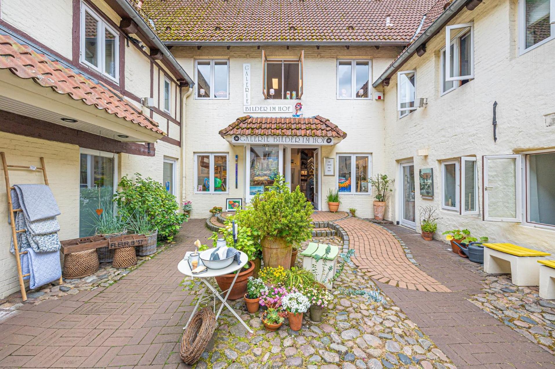 Fewo1846 - Im Sonnenhof - Komfortable 2-Zimmer-Wohnung Im Stadtzentrum Flensburg Exterior foto